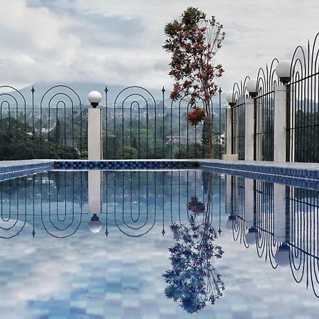Cinnamon Hotel Boutique Syariah Tutugan Exteriör bild