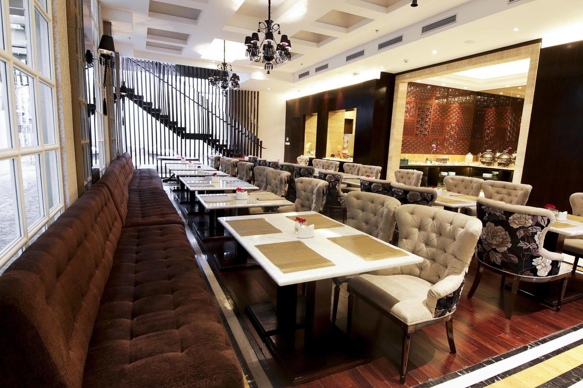 Cinnamon Hotel Boutique Syariah Tutugan Exteriör bild