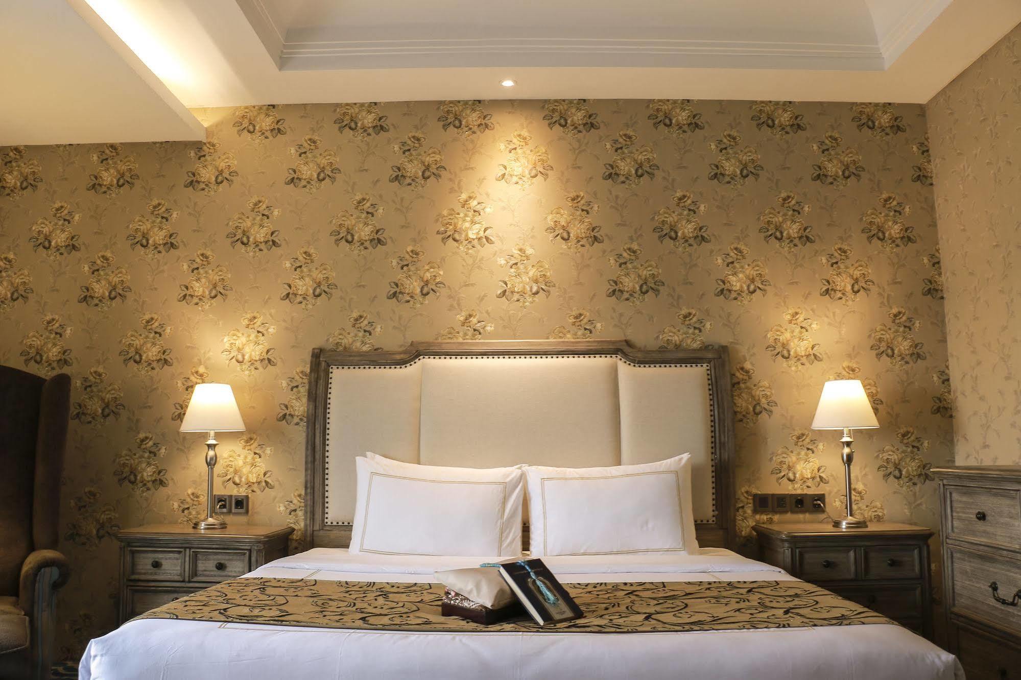 Cinnamon Hotel Boutique Syariah Tutugan Exteriör bild